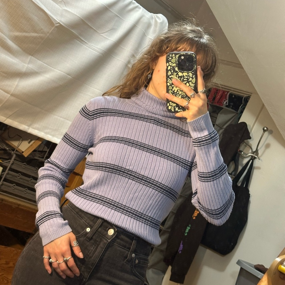 Vintage Weathervane Striped Turtleneck